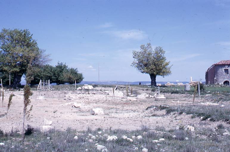 [Perspectiva general d'un sector del jaciment romà de Clunia]