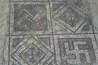 [Detall del mosaic geomètric de la vil·la romana de La Olmeda]