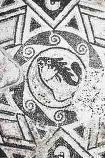 Mosaic de darrera l'altar de la basílica justiniana de Sabratha
