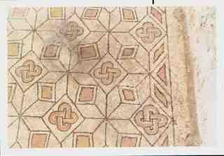 [Mosaic del passadís nord del peristil]