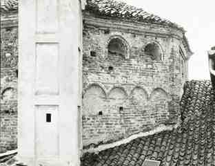Baptisteri de Novara. Exterior del cimbori abans de la restauració