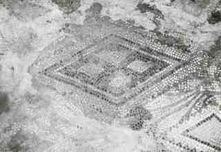 [Detall d'un paviment de mosaic geomètric de La Olmeda]