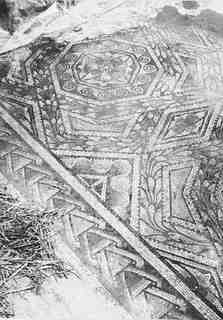 [Detall d'un paviment de mosaic geomètric de La Olmeda]