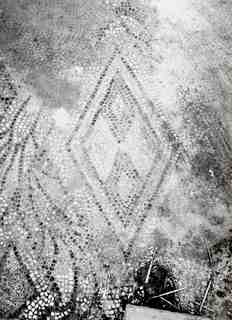 [Detall d'un paviment de mosaic geomètric de La Olmeda]