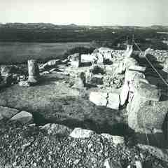 [Vista des del sud de l'excavació de l'àmbit baptismal de la basílica d'El Bovalar]