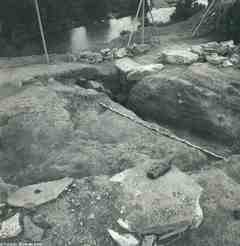 [Excavació de les trinxeres de la Guerra Civil, localitzades al sector N-E de la basílica d'El Bovalar]