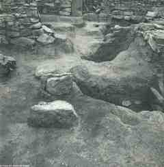 [Excavació de les trinxeres de la Guerra Civil, localitzades al sector N-E de la basílica d'El Bovalar]