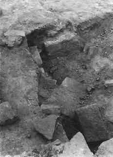 [Detall del procés d'excavació del sector nord-est del poblat d'El Bovalar]