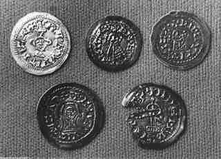 [Cinc trients d'època visigoda localitzats al jaciment d'El Bovalar]