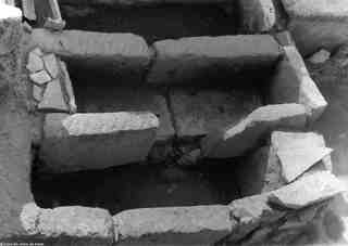 [Tomba número 35]