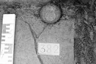 [Vas ceràmic de la tomba núm. 382 Necròpoli de Saldaña]