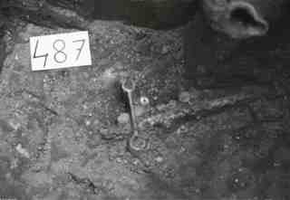 [Tomba núm. 487 de la Necròpoli de Saldaña]