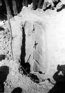 [Tomba en tegulae núm. 158 de la Necròpoli de Saldaña]