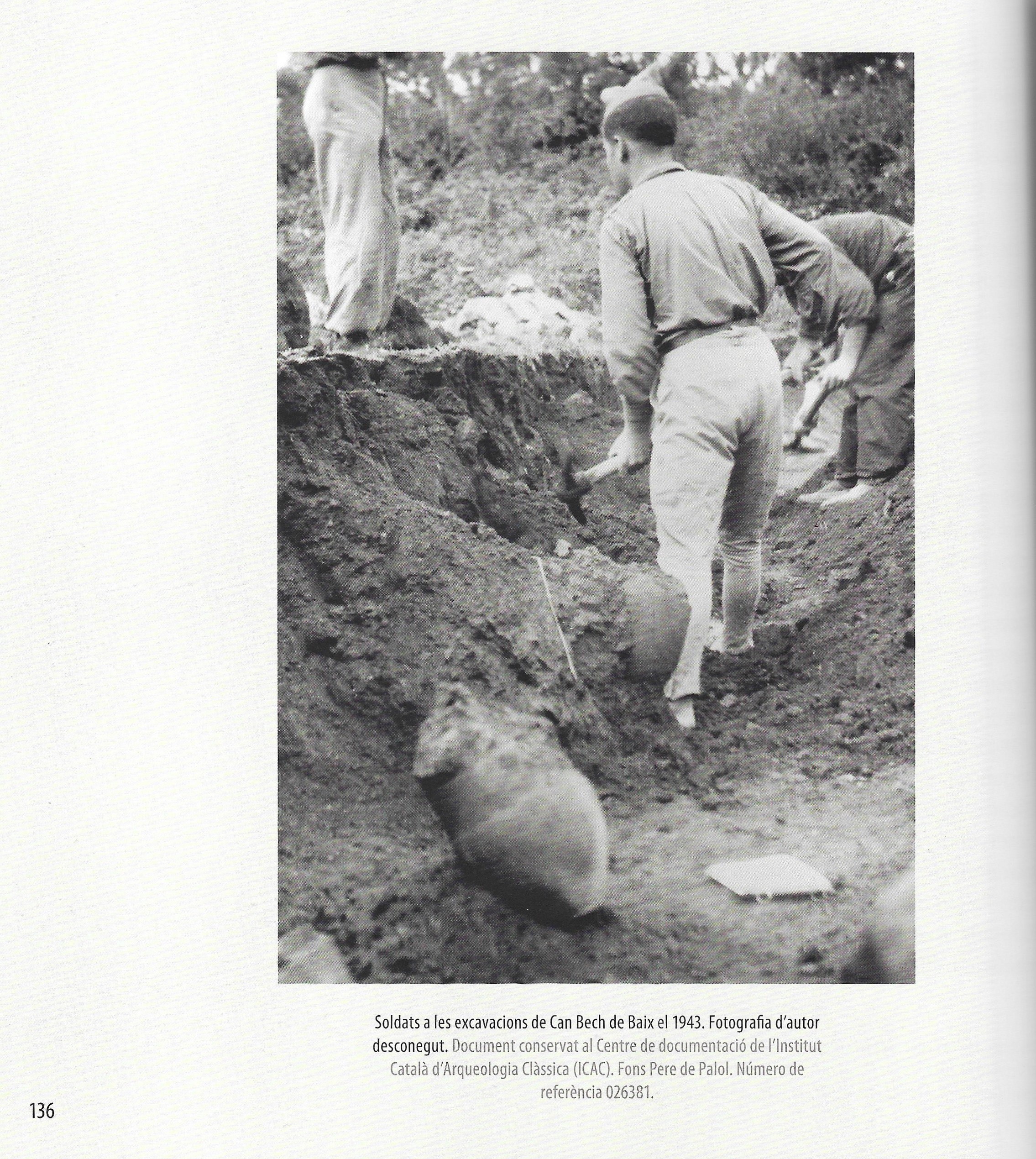 Soldats a les excavacions de Can Bech el 1943